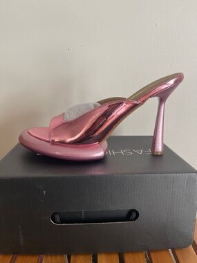Metallic Pink High-Heel Mule